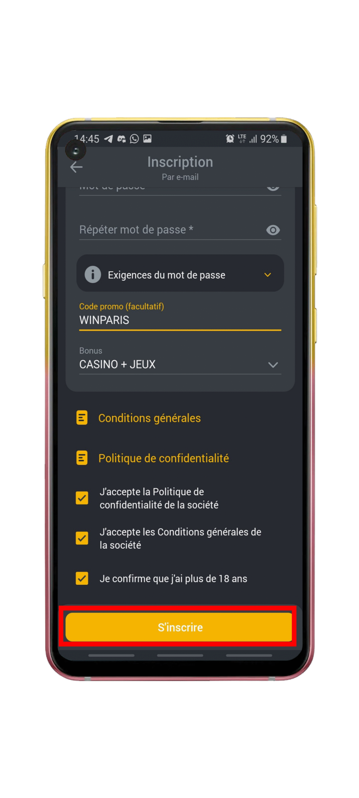 Cliquez sur le bouton “S’INSCRIRE”